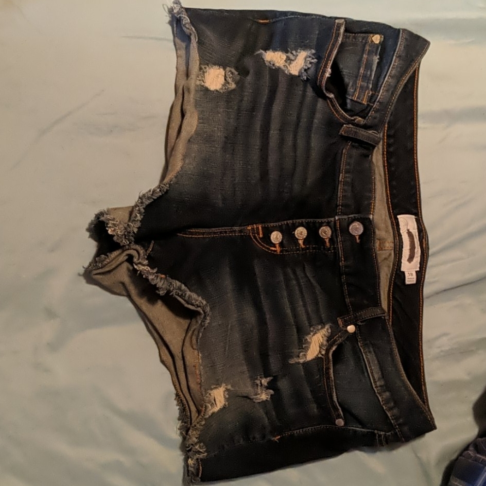 Jean distressed shorts